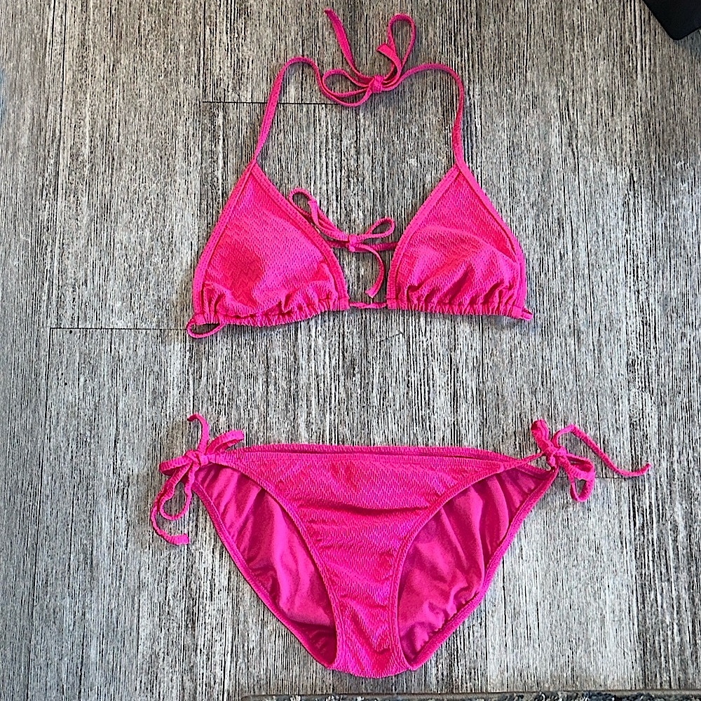 Old Navy hot pink string bikini with side tie bottoms